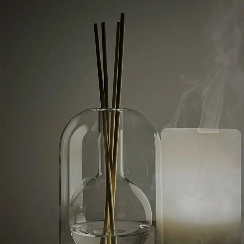 AromaGlass Eleganter Glas-Diffuser | Aromatherapie mit Stil | Hohles Design