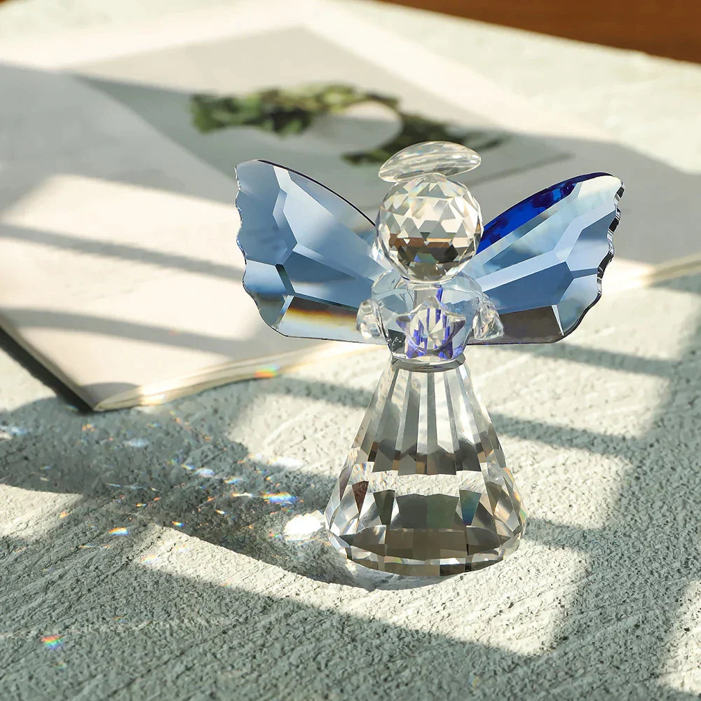AngelGlow Kristall Engel Figur | Handgemacht | Blaue Flügel | Glas Skulptur | Deko für Zuhause