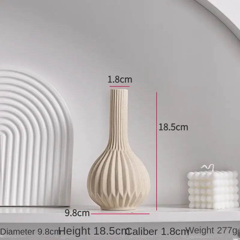 DecoForm Weiße Keramikvase | Moderne Trockenblumenvase für Wohnzimmer & Heimdekoration | Minimalistisches Design für stilvolle Räume