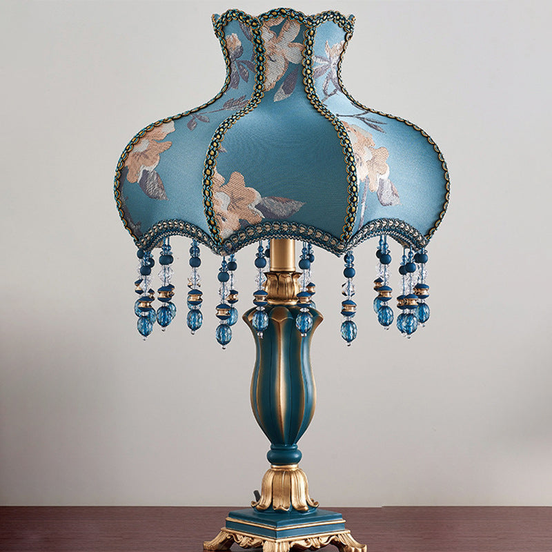 LustraNoble Europäisches Design Tischlampe | Harz & Stoff | Schlafzimmerlicht | 1-Licht