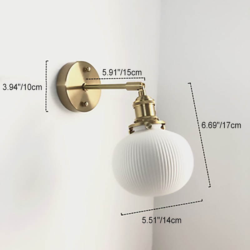 BrassGlow Japanische Retro Wandleuchte | Minimalistisches Design | Zylinder Oval | Messing & Lucite | 1-flammig