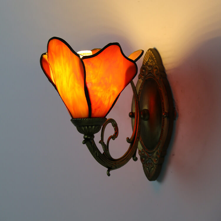 TiffanyBloom Vintage Glas Wandlampe | Buntglas | Einzigartiges Design | Beleuchtung für Zuhause