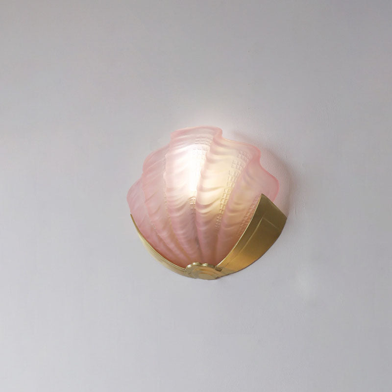 Lumova Muschel-Wandleuchte | Art Déco Design | Glas & Messing | Schlafzimmerbeleuchtung