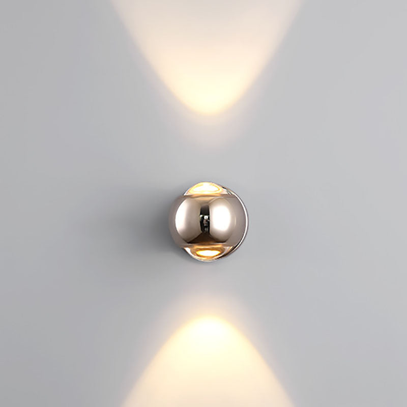 Arcano LED Wandleuchte | Nordic Design | Halbrundes Aluminium | Up-Down Beleuchtung für Schlafzimmer