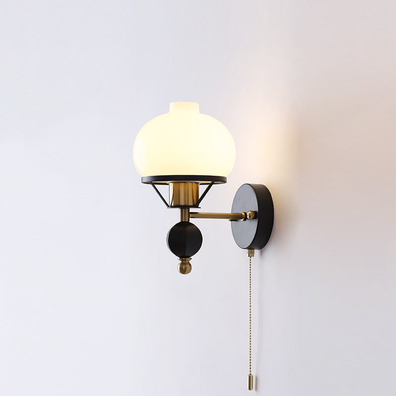 GeoLuxe Französische Geometrische Wandlampe | Eisen & Glas | 1-Licht Design für Wohnzimmer