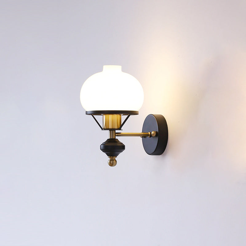 GeoLuxe Französische Geometrische Wandlampe | Eisen & Glas | 1-Licht Design für Wohnzimmer