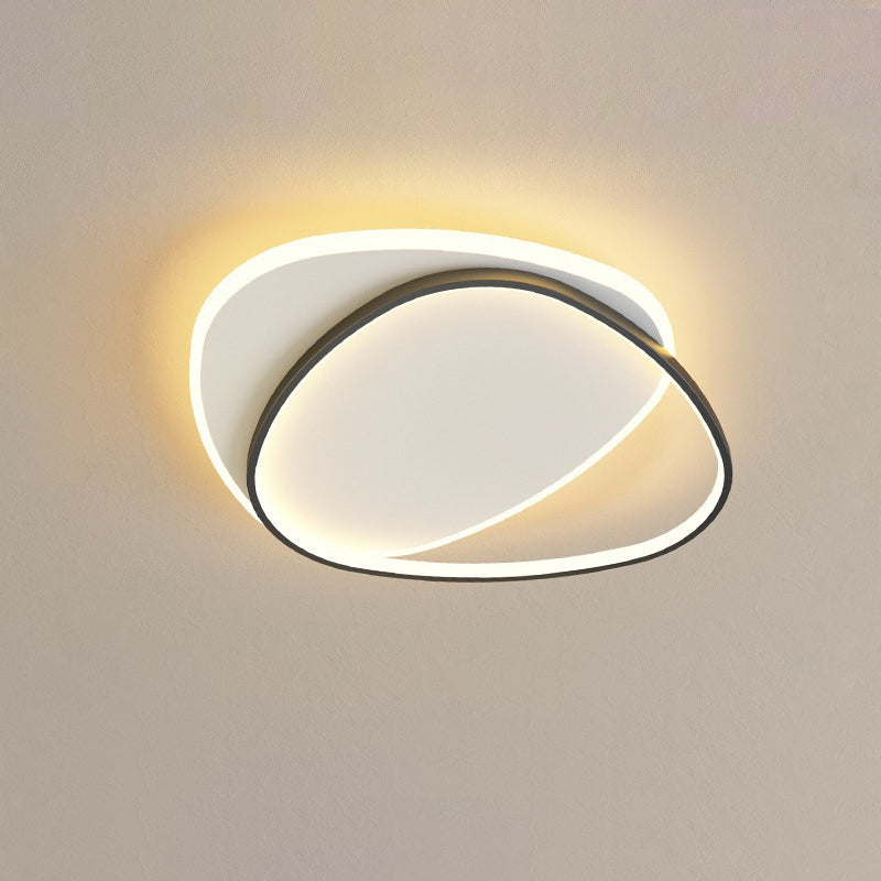 TriLume Minimalistische LED Deckenleuchte | Dreieck-Oval Design | Acryl & Eisen | Warm-/Weißlicht | Wohnzimmerbeleuchtung