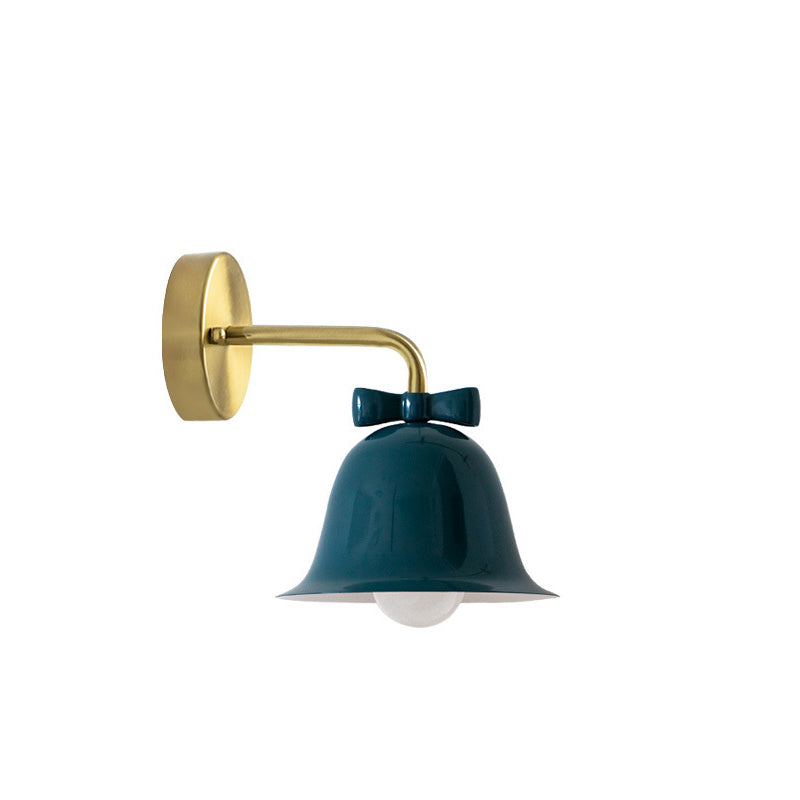 BelleFlare Französisches Design Wandlampe | Minimalistische Glockenform | Einzigartiges Dekor | Iron Wall Sconce