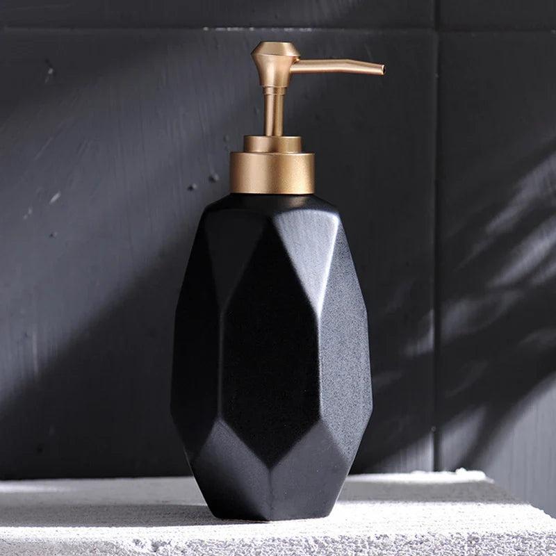 Polygonica Keramik Badezimmer-Set 5-teilig | Modernes Design | Elegante Badaccessoires für Zuhause