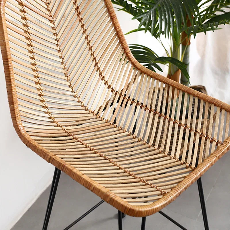 TimberLift Barhocker aus Naturholz | Modernes Design | Ergonomisch & Robust | Perfekt für Küche & Bar