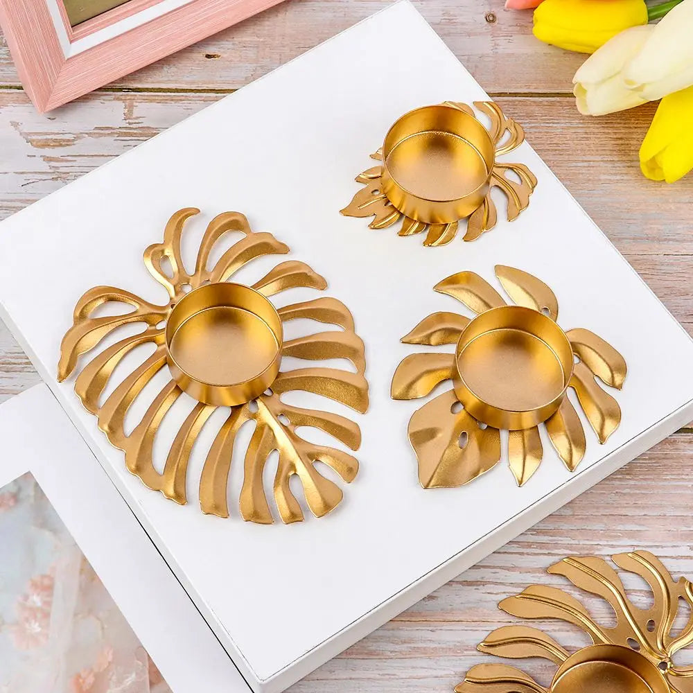 LumiLeaf Monstera Kerzenhalter aus Eisen | Gold & Grün | Tropisches Design | Wohn- und Tischdeko