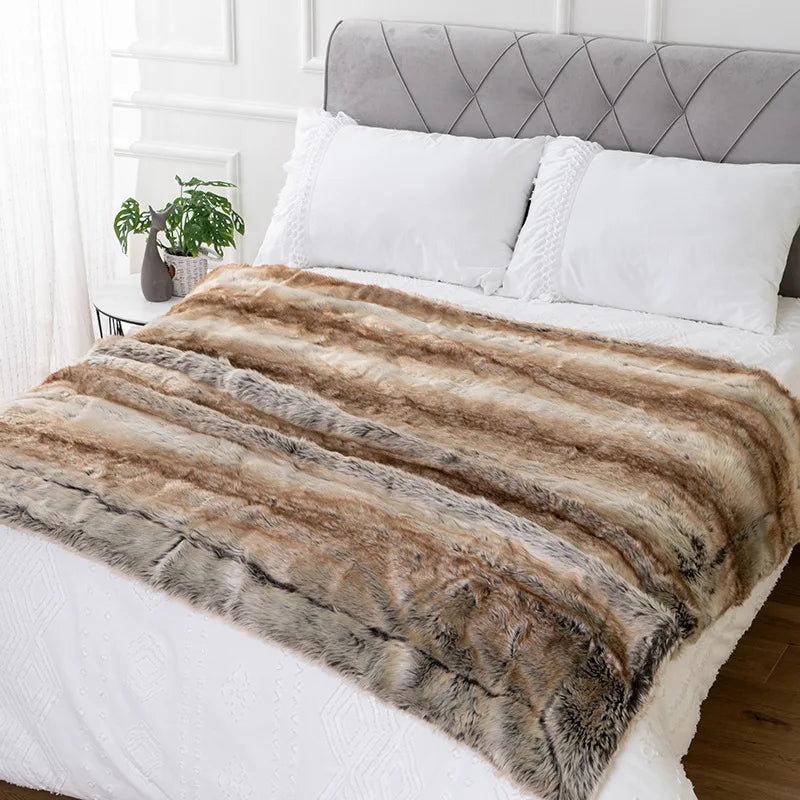 VeluLux Kunstfell Decke | Mink Faux Fur Plaid | Luxuriöse Kuscheldecke | Weiche Wohndecke