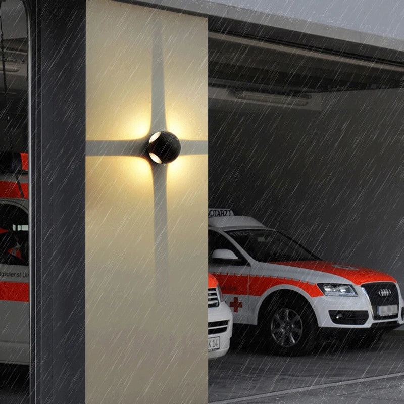 OrbLuxe Aluminium Kugelform Wandleuchte | LED Beleuchtung | Modernes Design | Dimmbar | Wanddeko