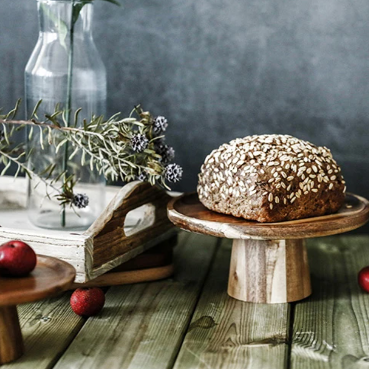 WoodElevate Servierständer aus Holz | Rustikales Design | Vielseitiger Essenspräsentationständer | Dekorativ & Praktisch