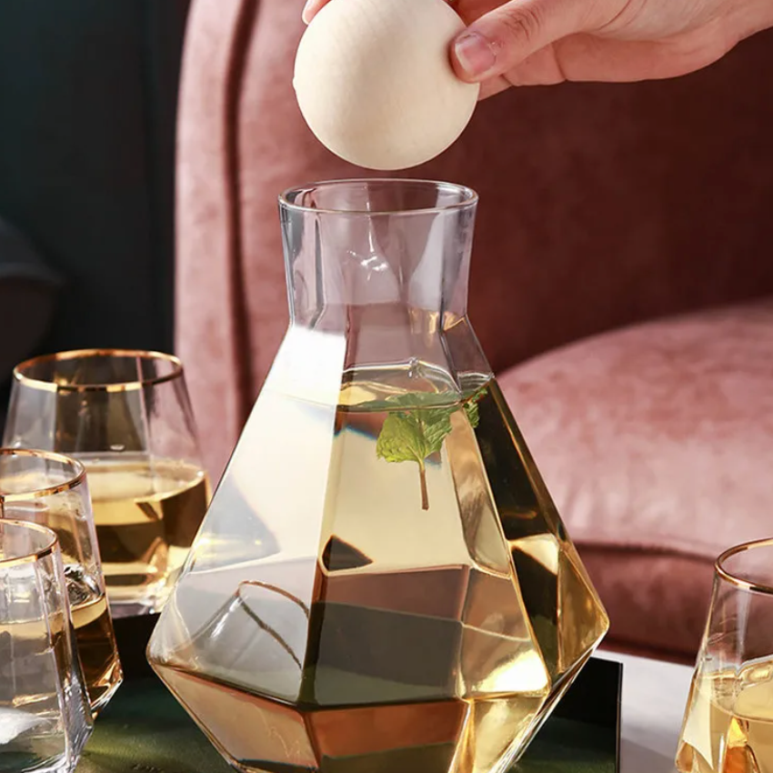 CrystalServe Diamond Design Trinkglas-Set (5-teilig) | Luxuriöses Glasdesign für stilvolle Getränke