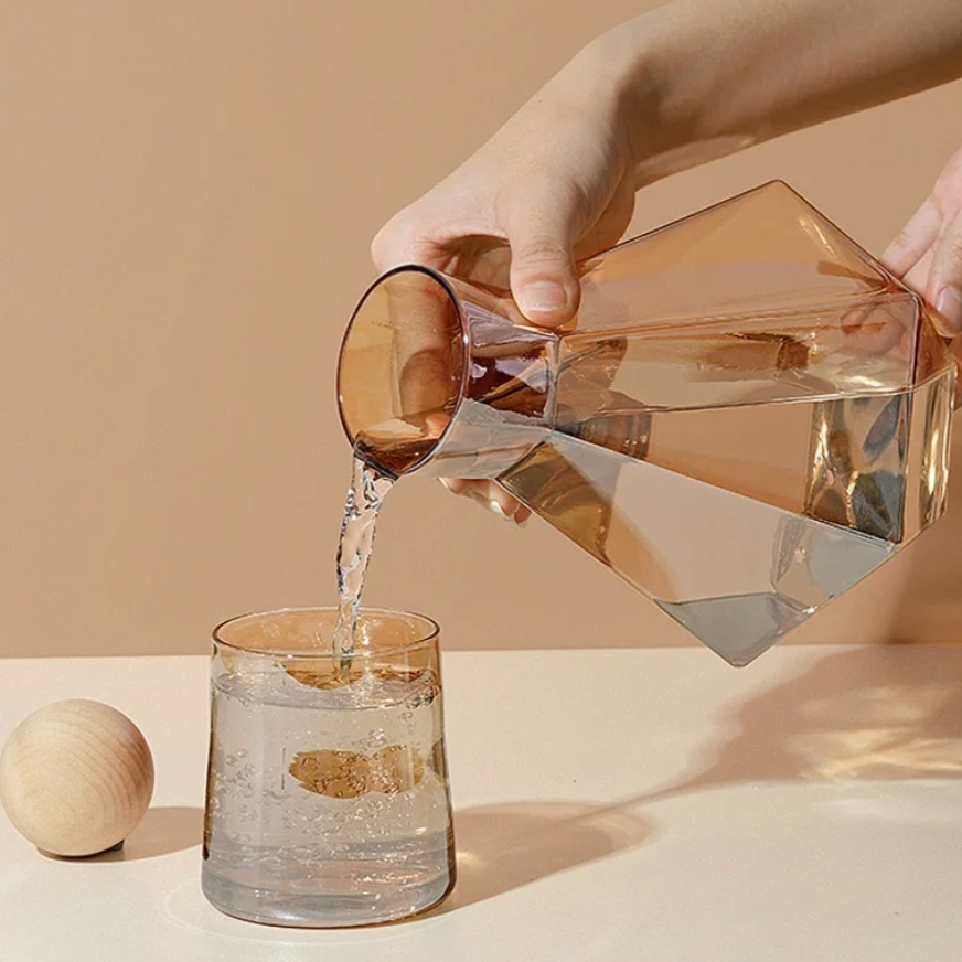 CrystalServe Diamond Design Trinkglas-Set (5-teilig) | Luxuriöses Glasdesign für stilvolle Getränke