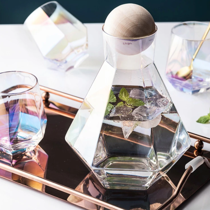 CrystalServe Diamond Design Trinkglas-Set (5-teilig) | Luxuriöses Glasdesign für stilvolle Getränke