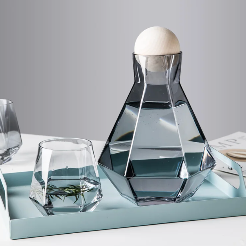 CrystalServe Diamond Design Trinkglas-Set (5-teilig) | Luxuriöses Glasdesign für stilvolle Getränke