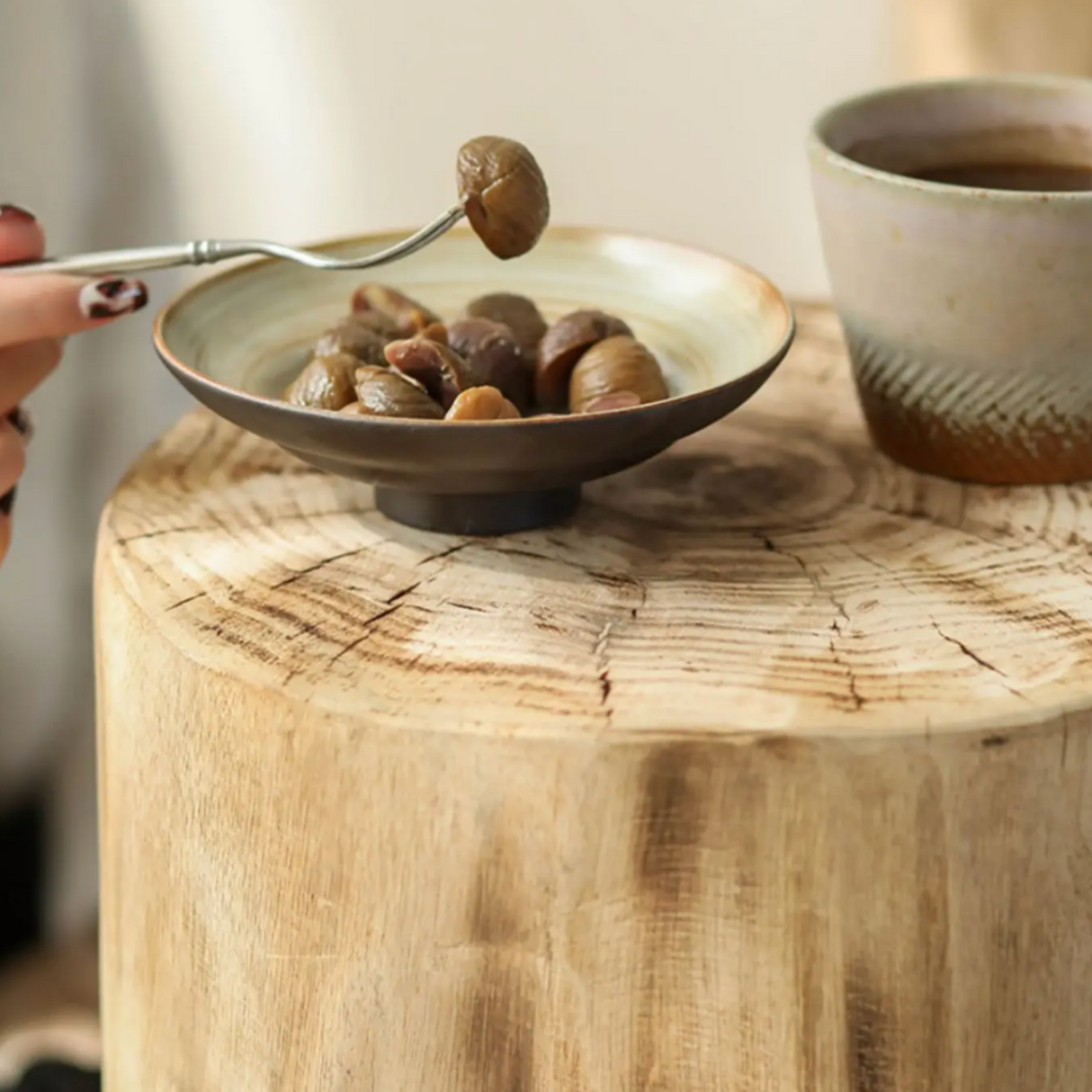 VintageWood Ständer | Rustikaler Holzständer für Dekoration | Vielseitiger Organizer | Elegante Raumgestaltung