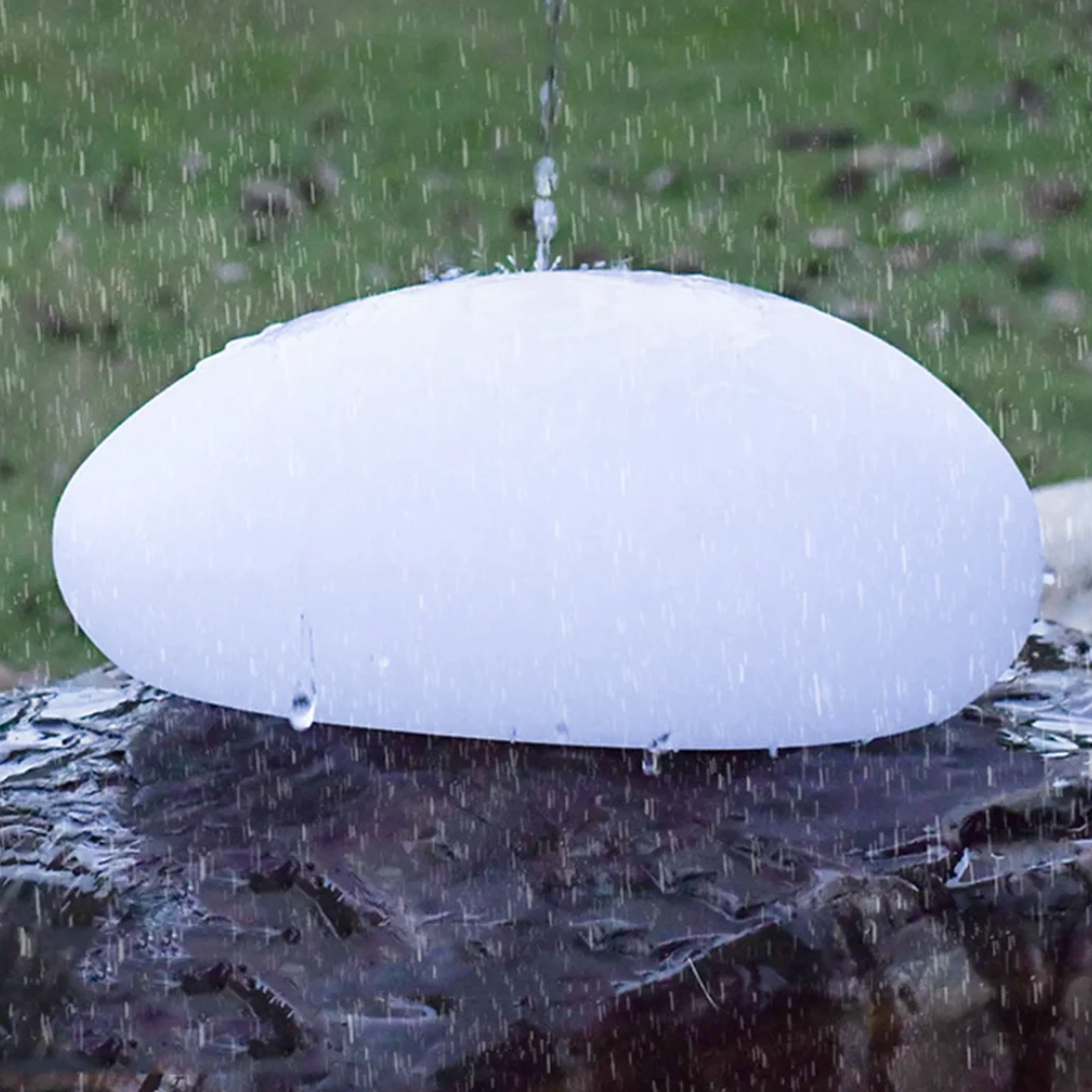 SunStone Solar Gartensteine | LED-beleuchtete Terrassensteine | Solarbetrieben | Nachhaltige Beleuchtung für draußen