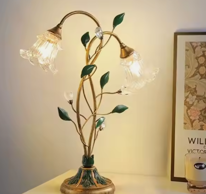 FleurGlow Französisch Blume Tischlampe | Elegantes Design | Perfekte Deko für Zuhause