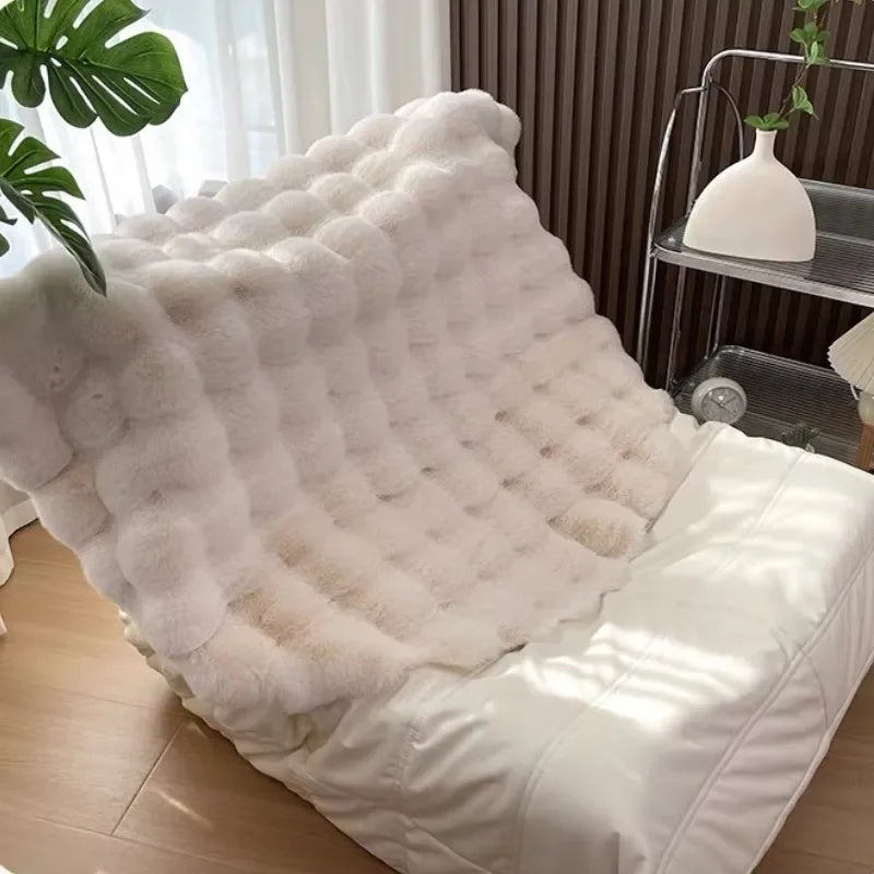 PlushCircle Rundteppich aus Kunstfell | Weich wie Kaninchenfell | Hochwertige Deko für Zuhause