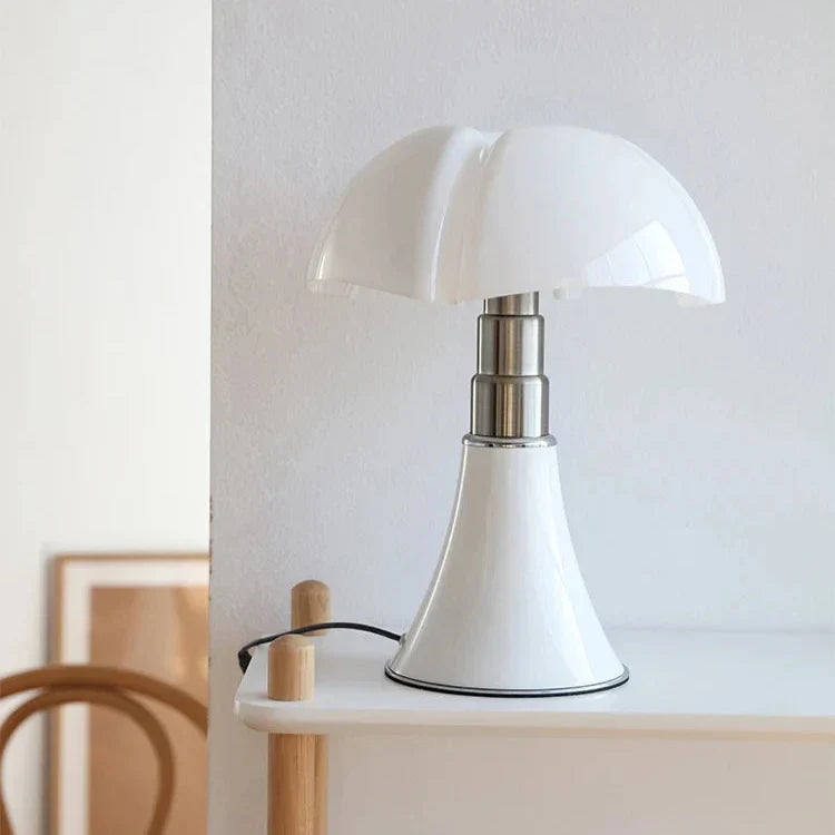 LumoraLED Designer Tischlampe | Vintage Stil | Warmes Licht | Dekorative Beleuchtung für Zuhause