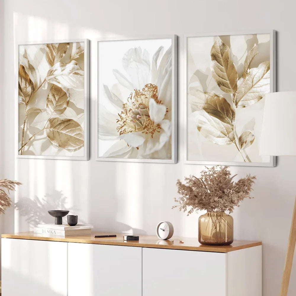 ArtBliss Moderne Wandkunst mit weißen und goldenen Blumenmotiven | Kunstdrucke auf Leinwand | Kunstdekor für Wohnzimmer, Esszimmer, Schlafzimmer (3er-Set)