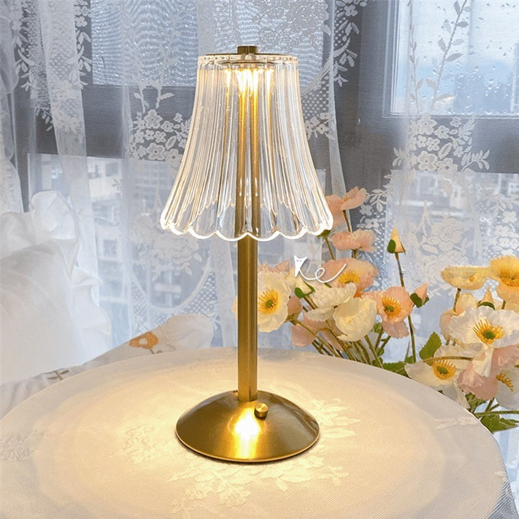 CrystalGold Elegante Kristall-Tischlampe | Goldenes Design | Stimmungsvolle Beleuchtung