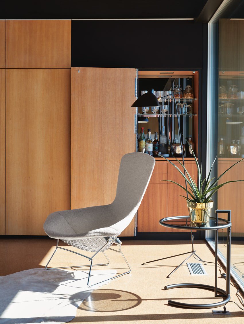 IllustraNova Stehleuchte | Skulpturales Design | Modernes Wohnambiente | Premium Raumlicht