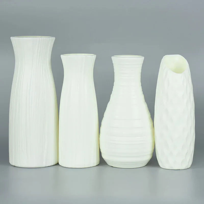 Blumeo Minimalistische Blumenvase | Weiße Keramikvase für Tisch- & Küchendekoration | Perfekt für Hochzeitsarrangements & Blumensträuße