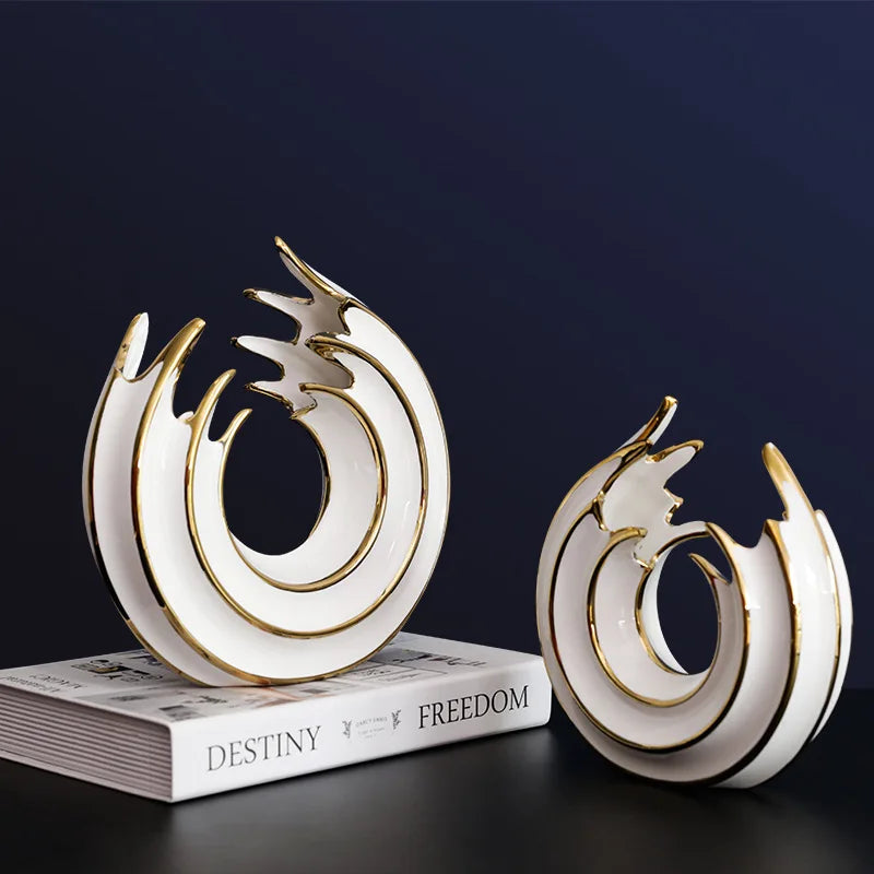 Aurivella Grace Vase | Weiß & Gold | Wellenform Porzellan | Elegante Tischdekoration für Wohnkultur & Blumenarrangement