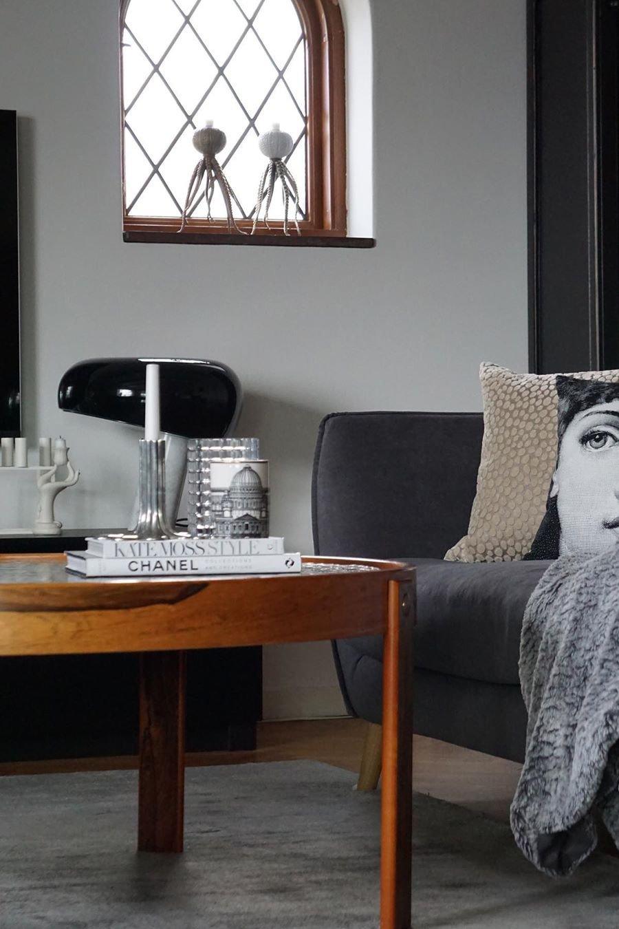 MarbleGlow Design Tischlampe | Marmor-Dekoration | LED-Licht | Elegante Beleuchtung für Zuhause