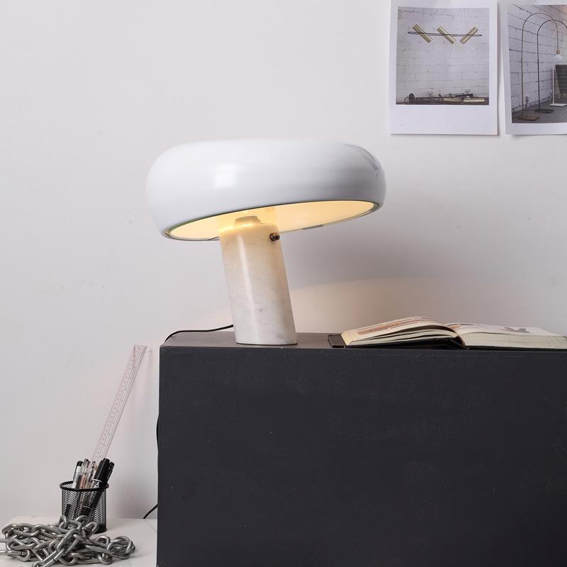 MarbleGlow Design Tischlampe | Marmor-Dekoration | LED-Licht | Elegante Beleuchtung für Zuhause