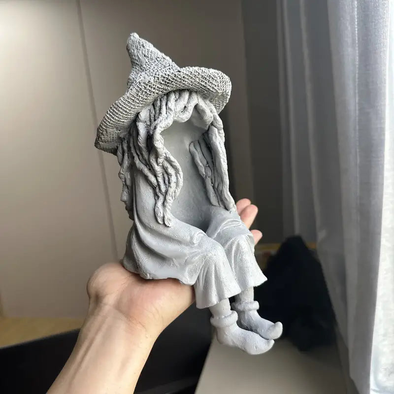 MysticGlow Solarbetriebene Hexen-Statue | Magisches Gartenlicht | Stimmungsvolle Solarleuchte für Außenbereich