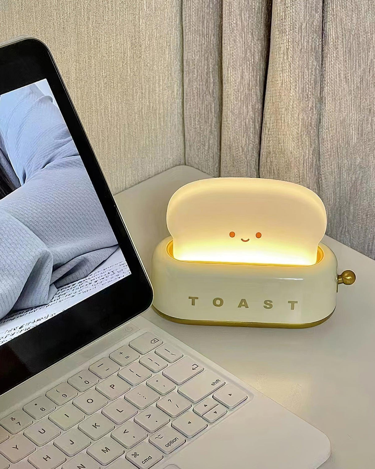 ToastaLux Toaster Design LED Tischlampe | Kabellos | Eingebaute Batterie | Perfekte Deko