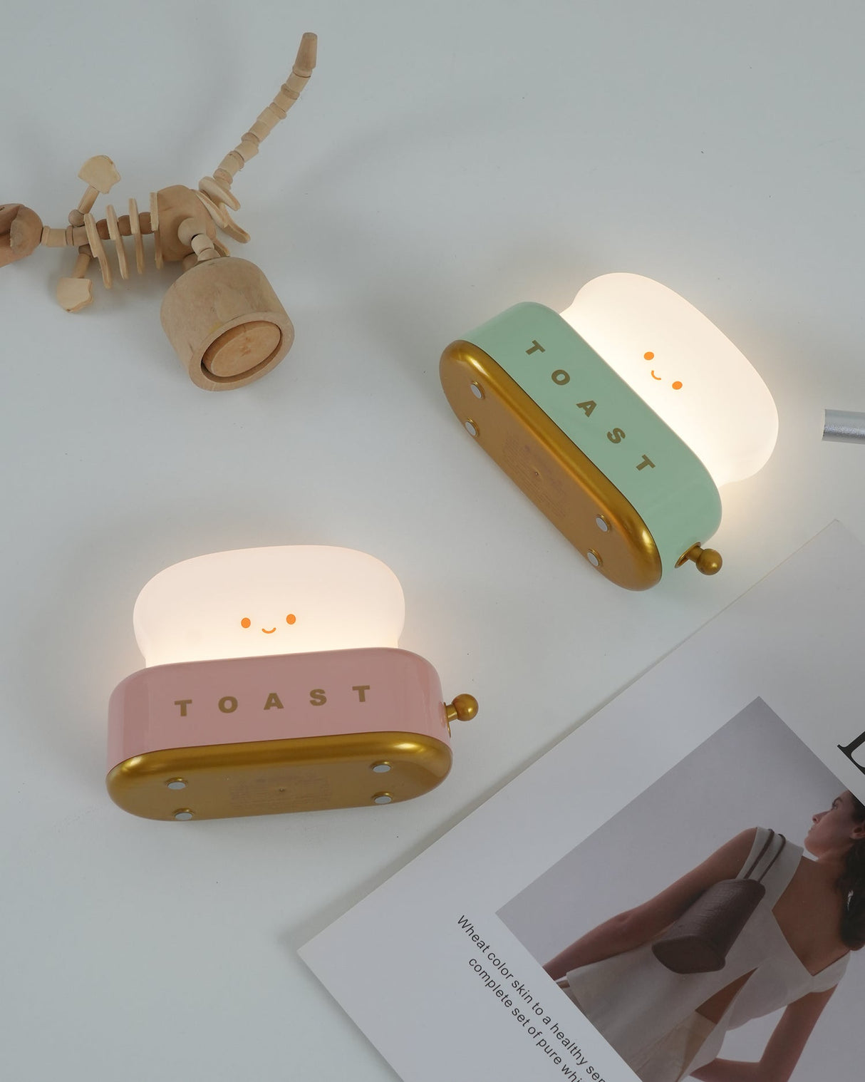 ToastaLux Toaster Design LED Tischlampe | Kabellos | Eingebaute Batterie | Perfekte Deko