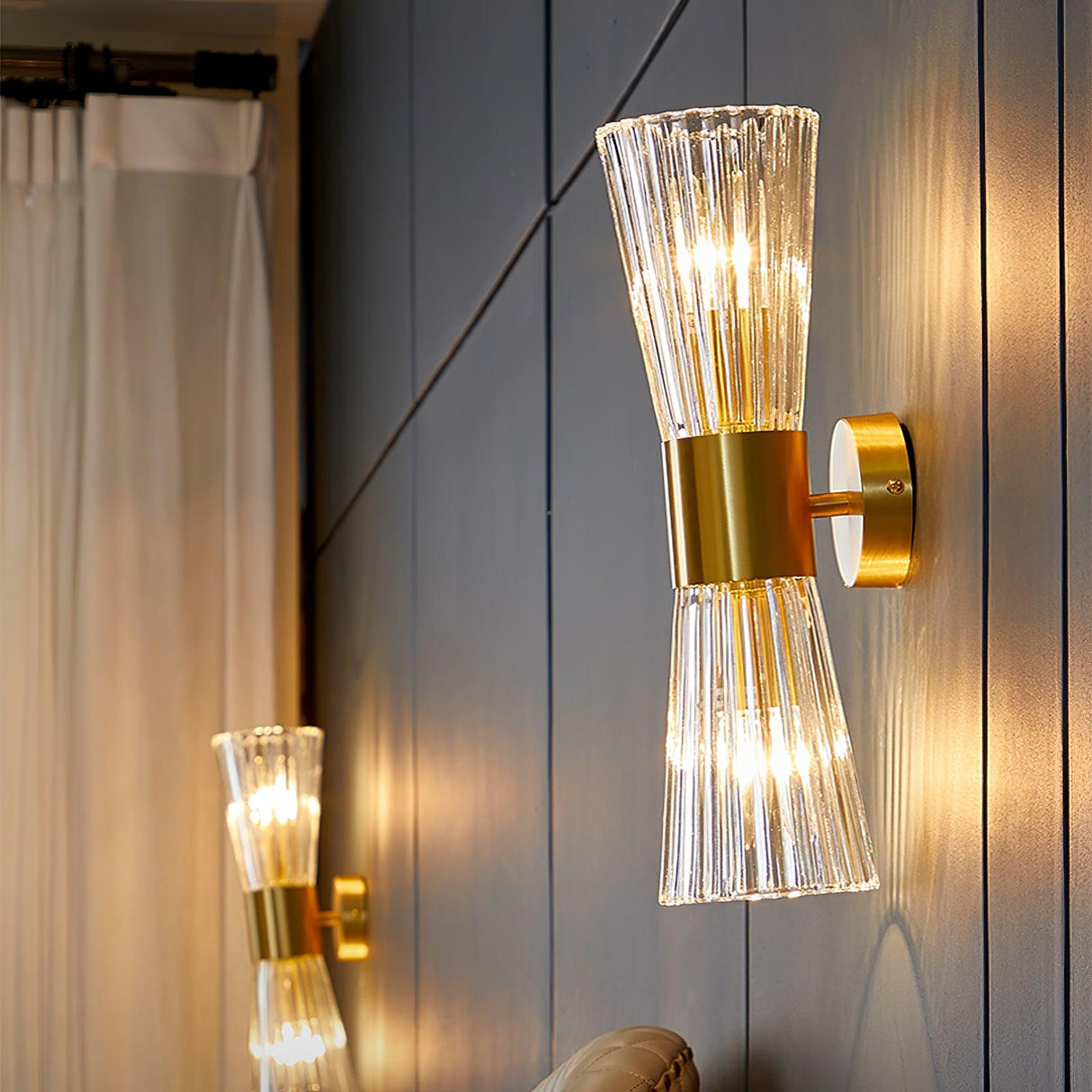 Aureon Gold Wandleuchte | Modernes Design | Elegante LED Wandlampe | Dekorative Beleuchtung