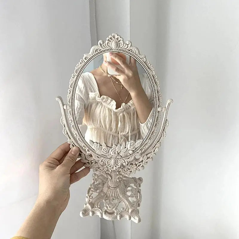 EternaMirror Vintage Schminkspiegel | Zeitloses Design | Eleganter Standspiegel für Ihr Zuhause