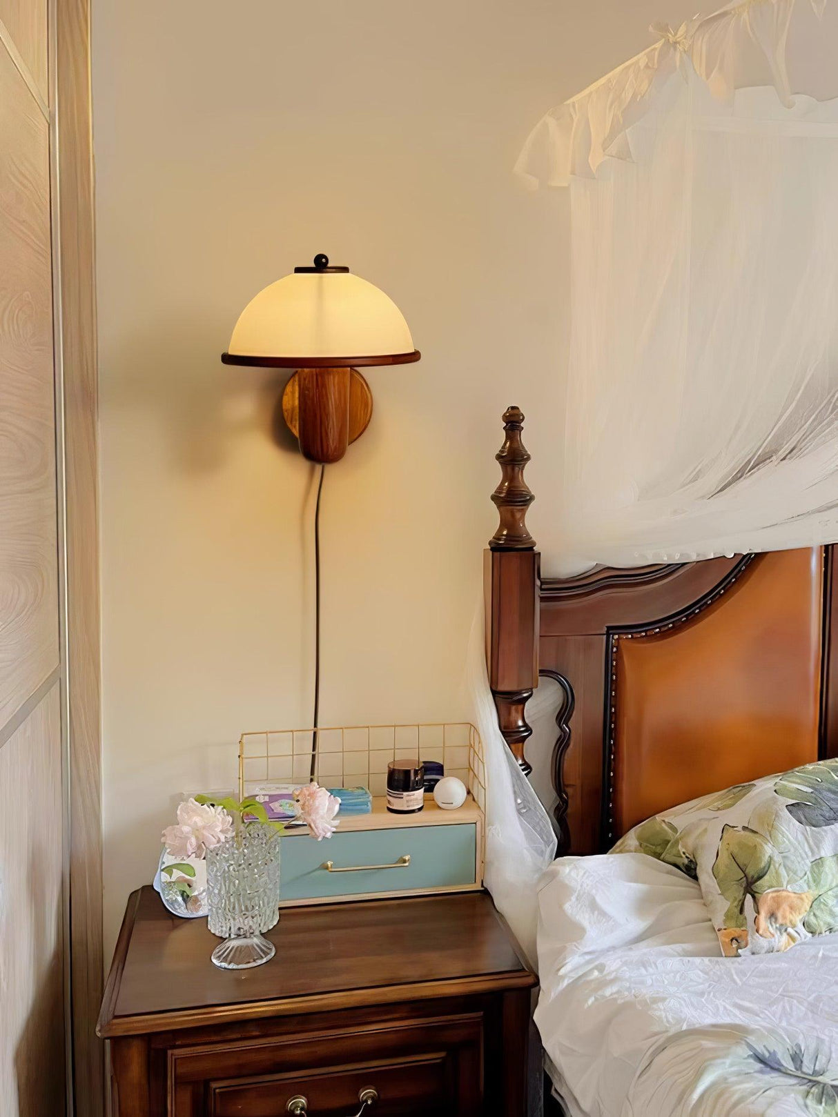 AetherWood Pilz Holz Wandleuchte | Handgefertigt | Rustikales Design | Wandbeleuchtung für Wohnzimmer & Schlafzimmer