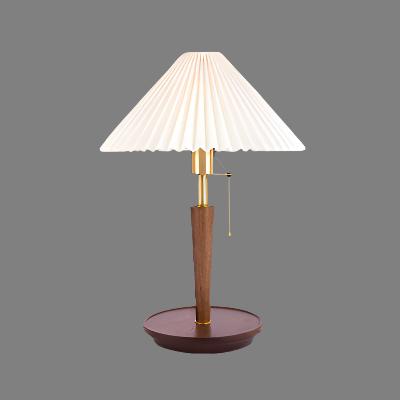 GrainGlow Vintage Tischlampe aus Plissiertem Holz | Stilvolle Beleuchtung | Perfekt für Zuhause