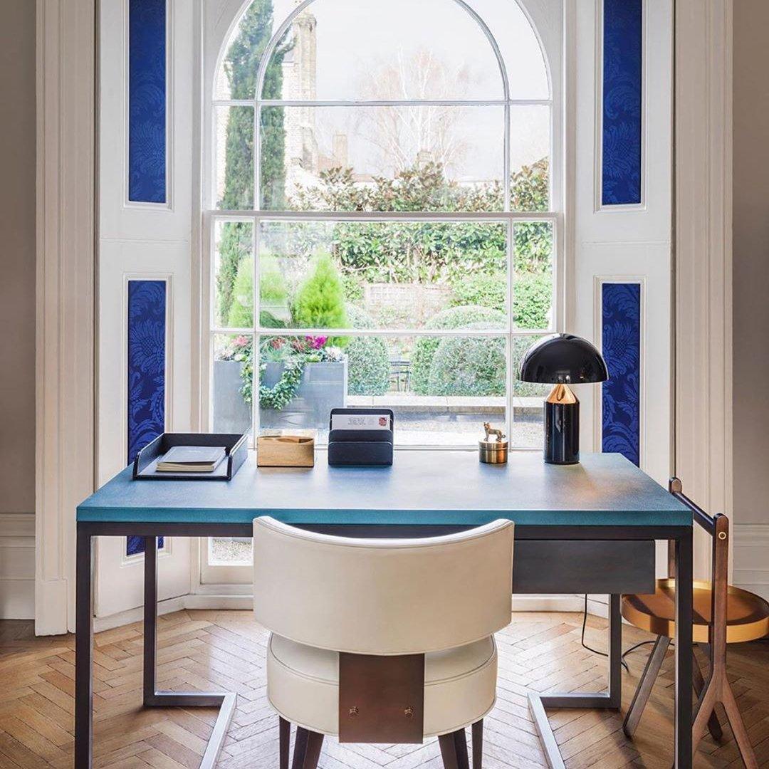 AtolloMetal Elegante Tischlampe aus Metall | Minimalistisches Design | Perfekt für Zuhause & Büro