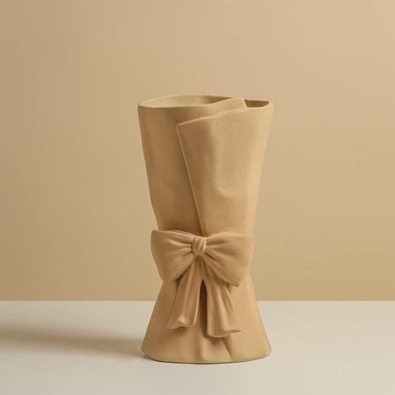 Veloura Schleifen-Keramik Vase | Elegante Deko | Zeitloses Design | Für Wohnzimmer & Schlafzimmer