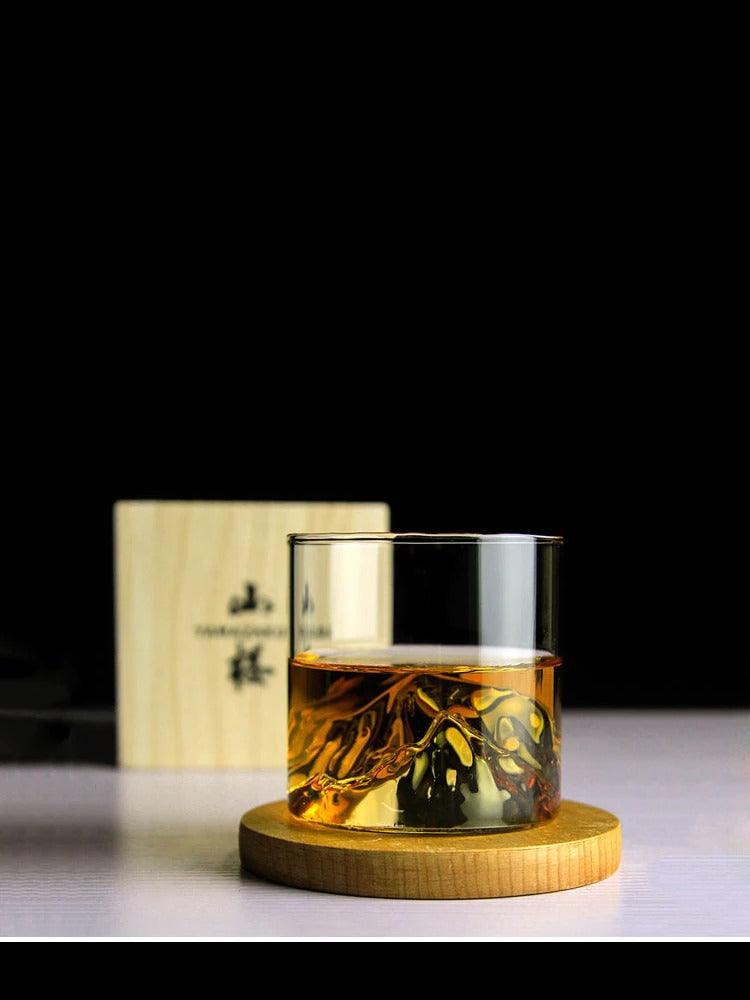 Asama Japanisches Whiskeyglas | Exklusives Design für Whiskey-Liebhaber | Perfekt für Whiskey, Bourbon & Cocktails