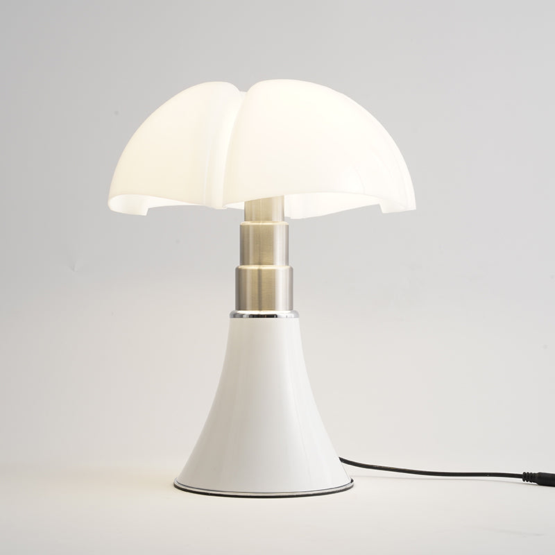 LumoraLED Designer Tischlampe | Vintage Stil | Warmes Licht | Dekorative Beleuchtung für Zuhause