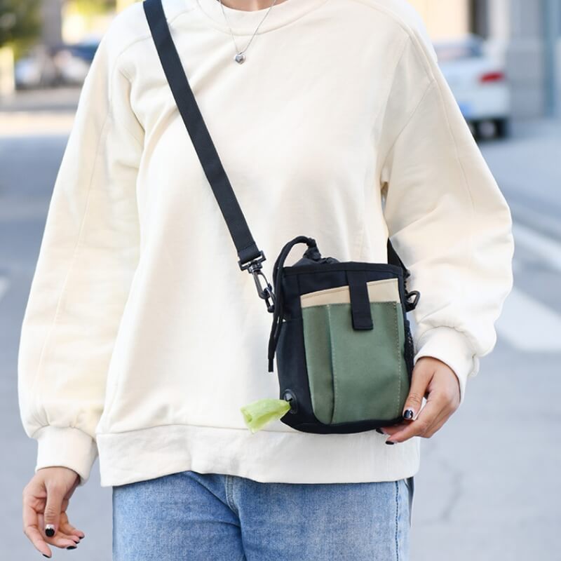 TreatTote Premium Hundeleckerli Trainingsbeutel | Praktisch | Wasserdicht | Für Hunde-Training