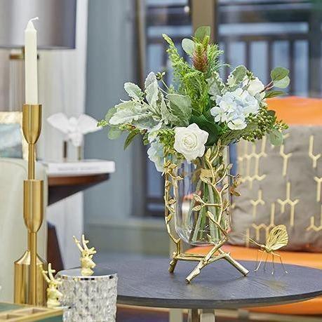 GoldenAura Blättervase | Goldene Deko-Vase | Handgefertigte Keramikvase | Elegantes Wohnaccessoire
