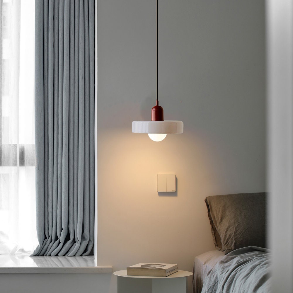 BauArt Pendelleuchte aus farbigem Glas | Elegante Hängeleuchte im Bauhaus-Stil | Designlampe für Wohnzimmer & Esszimmer