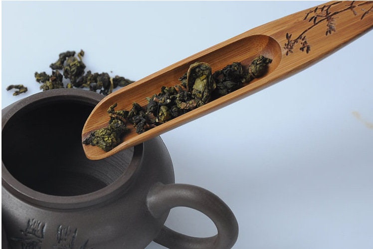 BambooScoop Handgeschnitzter Teelöffel aus Bambus | Nachhaltiges Design | Perfekt für Tee & Gewürze