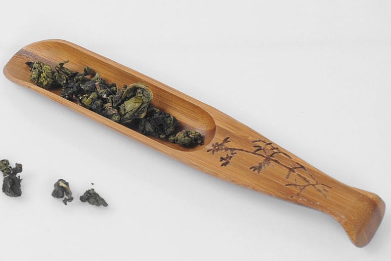 BambooScoop Handgeschnitzter Teelöffel aus Bambus | Nachhaltiges Design | Perfekt für Tee & Gewürze